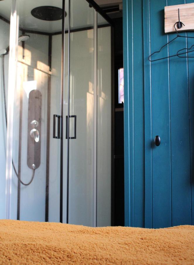 Bed and Breakfast Tiny House In De Boomgaard Stad aan 't Haringvliet Екстер'єр фото
