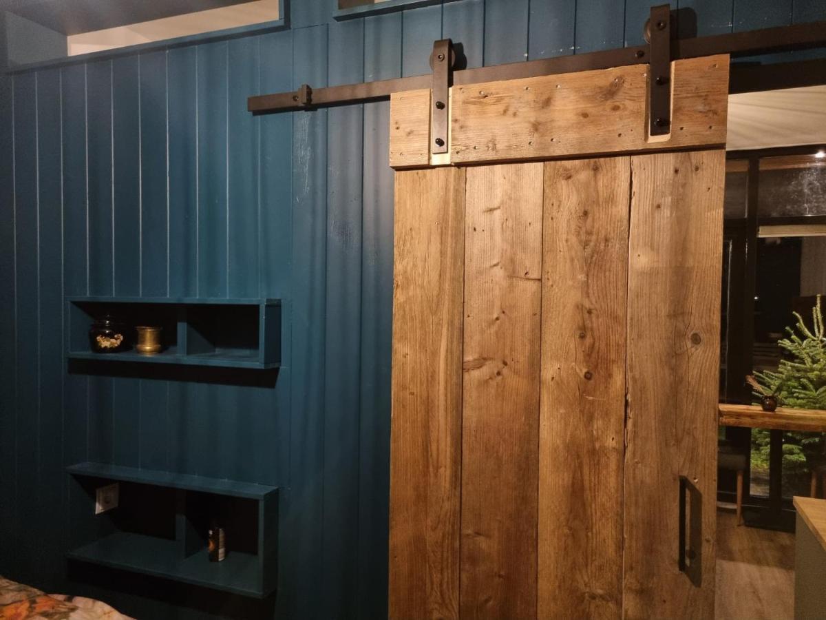 Bed and Breakfast Tiny House In De Boomgaard Stad aan 't Haringvliet Екстер'єр фото
